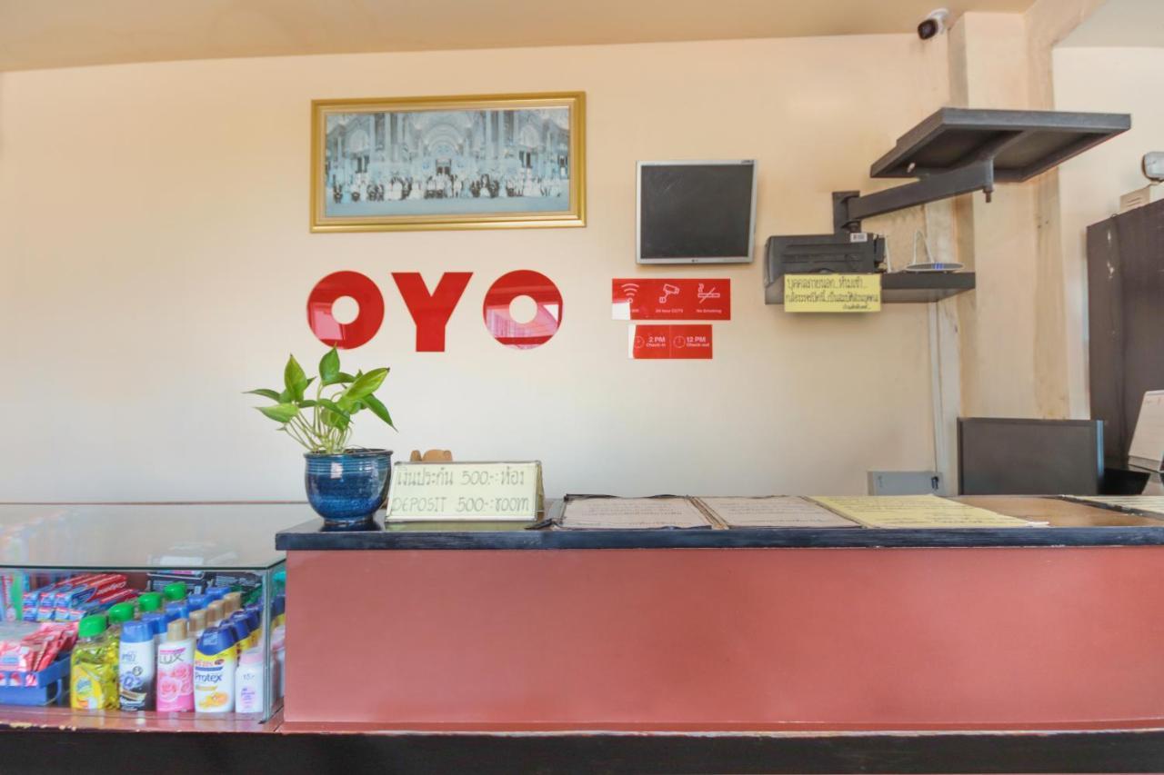 Hotel Oyo 889 Baan Sakdidet Wichit Esterno foto